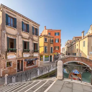 2* Affittacamere Casanova Ai Tolentini